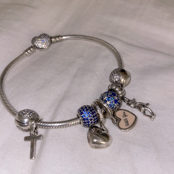 PANDORA bracelet with 8 charms - Picture 2 of 2